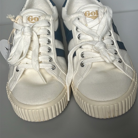 Gola sneakers - Picture 4 of 12
